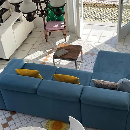 Daire Romantic Sea View