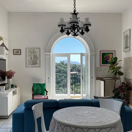 Romantic Sea View Apartment *